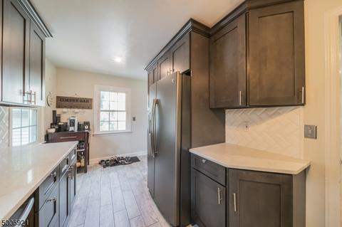 16 Eldridge Rd, Parsippany-troy Hills Twp., NJ 07878 photo 8