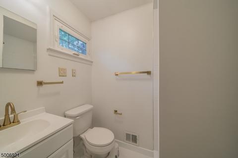 16 Eldridge Rd, Parsippany-troy Hills Twp., NJ 07878 photo 16