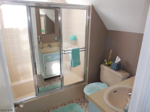 22 South Rd, Wayne, NJ 07470 photo 16