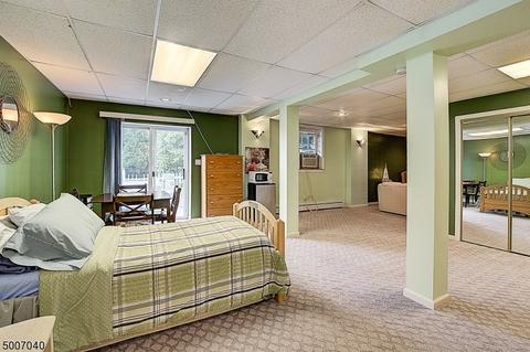 4 Summit Ct, Hackensack, NJ 07601 photo 17