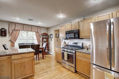 4 Summit Ct, Hackensack, NJ 07601 photo 7
