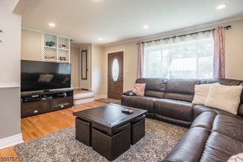 14 Graham Ave, Wayne, NJ 07470 photo 3