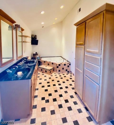 9 Marc Rd, Wayne, NJ 07470 photo 25