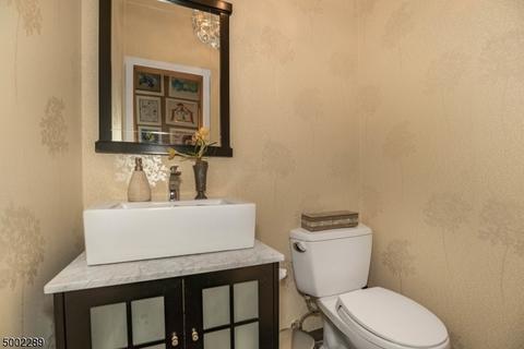 9 Marc Rd, Wayne, NJ 07470 photo 21