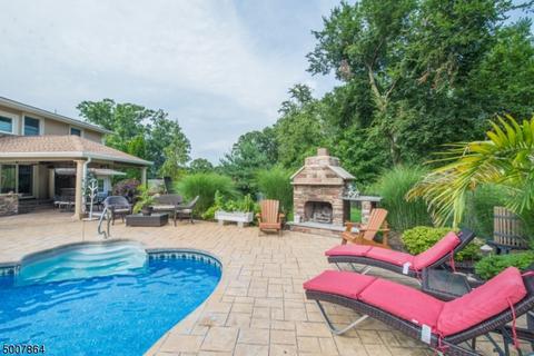93 Surrey Dr, Wayne, NJ 07470 photo 23