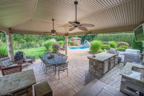 93 Surrey Dr, Wayne, NJ 07470 photo 21