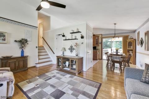 181 Perry St, Dover, NJ 07801 photo 4