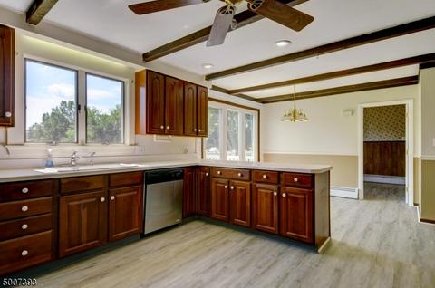 1 Biser Rd, Flemington, NJ 08822 photo 3