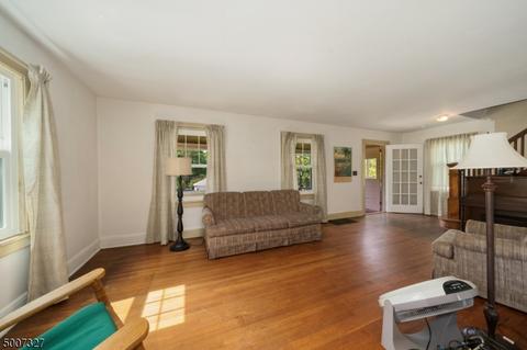 166 Westervelt Ave, North Plainfield, NJ 07060 photo 7