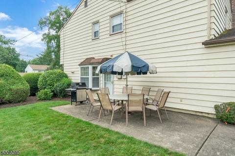 62 Ashburn Rd, Wayne, NJ 07470 photo 4