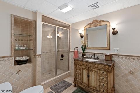 6 Dansfield Ct, Upper Saddle River, NJ 07458 photo 17