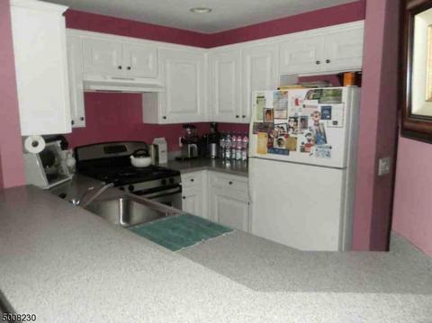 104 Carter Rd, Haskell, NJ 07420 photo 2