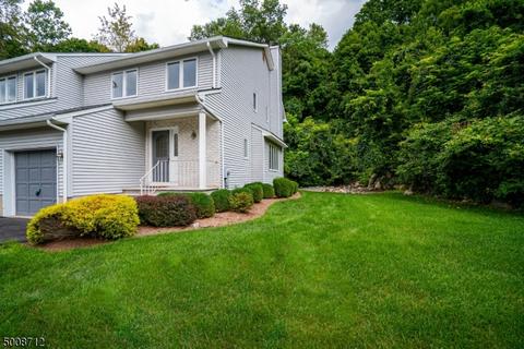 2 Hansen Pl, Wayne, NJ 07470 photo 2