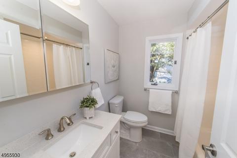 2 Hansen Pl, Wayne, NJ 07470 photo 19