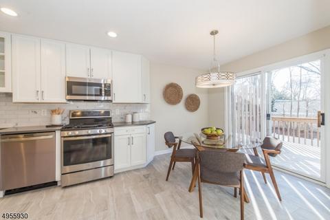 2 Hansen Pl, Wayne, NJ 07470 photo 10