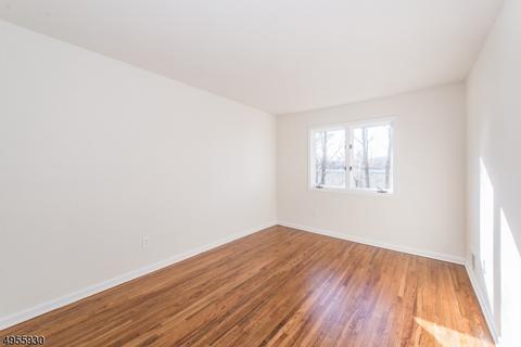 2 Hansen Pl, Wayne, NJ 07470 photo 17