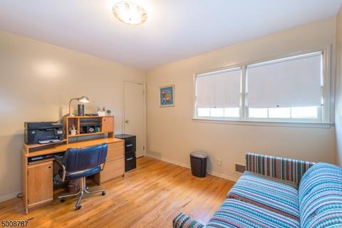 73 Ashburn Rd, Wayne, NJ 07470 photo 21
