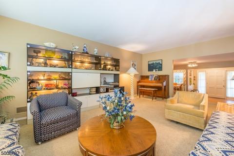 73 Ashburn Rd, Wayne, NJ 07470 photo 6