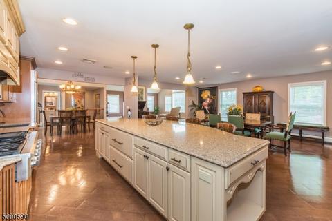 48 Valhalla Way, Wayne, NJ 07470 photo 9