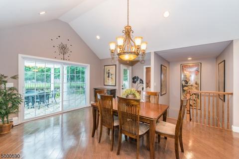 48 Valhalla Way, Wayne, NJ 07470 photo 10