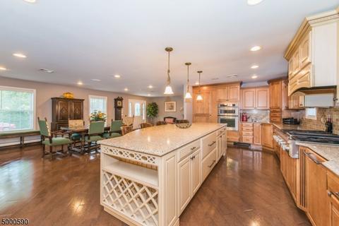 48 Valhalla Way, Wayne, NJ 07470 photo 7