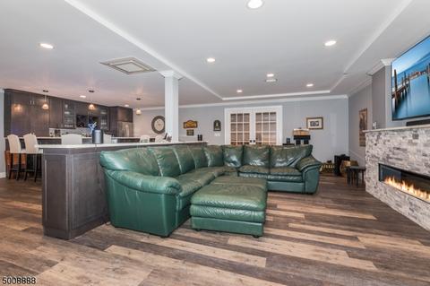 70 Carol Pl, Wayne, NJ 07470 photo 16