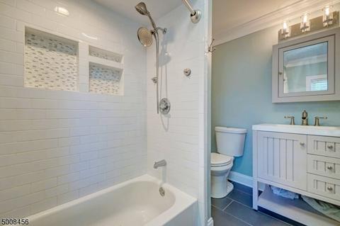 13 Leonard St, North Haledon, NJ 07508 photo 18