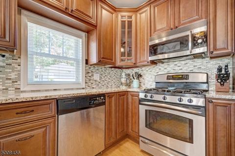 13 Leonard St, North Haledon, NJ 07508 photo 11