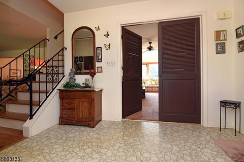 59 Hardwick Ln, Wayne, NJ 07470 photo 4