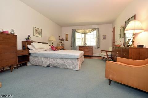 59 Hardwick Ln, Wayne, NJ 07470 photo 14