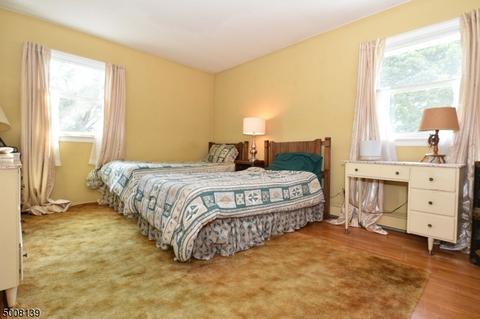 59 Hardwick Ln, Wayne, NJ 07470 photo 16