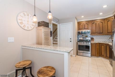 105 Chestnut Dr, Wayne, NJ 07470 photo 8
