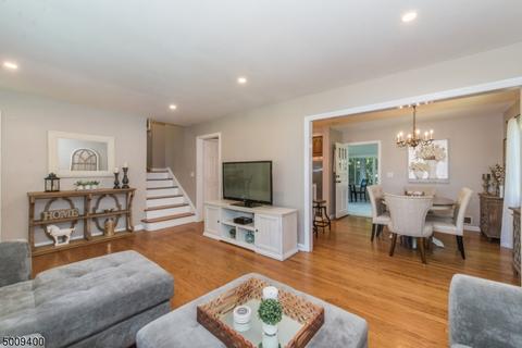 105 Chestnut Dr, Wayne, NJ 07470 photo 5