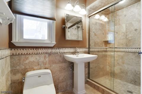 28 Lenox Rd, Wayne, NJ 07470 photo 10