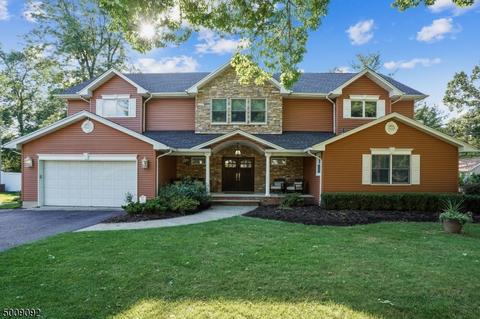 28 Lenox Rd, Wayne, NJ 07470 photo 1