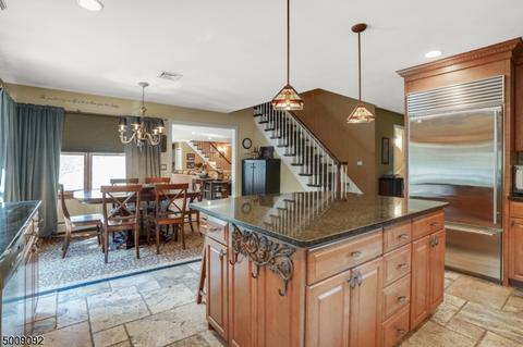 28 Lenox Rd, Wayne, NJ 07470 photo 7