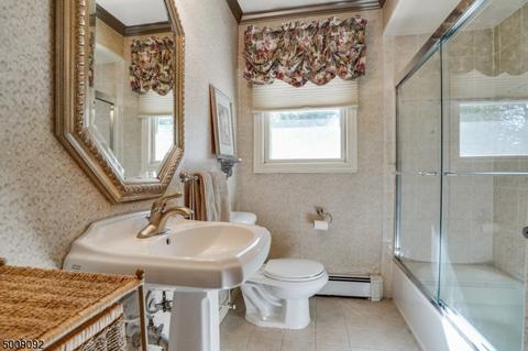 28 Lenox Rd, Wayne, NJ 07470 photo 12