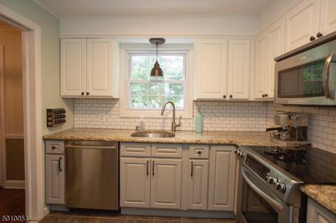 55 Lyons Pl, Springfield, NJ 07081 photo 9