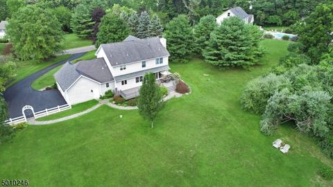 47 Farview Dr, Hackettstown, NJ 07840 photo 3