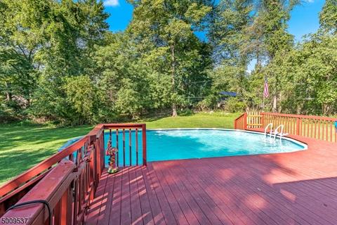 210 Pine St, Hackettstown, NJ 07840 photo 21