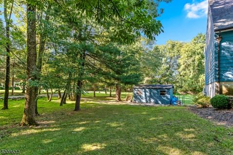 210 Pine St, Hackettstown, NJ 07840 photo 16