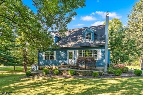 210 Pine St, Hackettstown, NJ 07840 photo 1