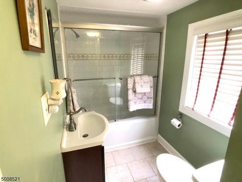 137 Main St, Hampton, NJ 08827 photo 8