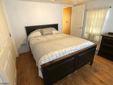 137 Main St, Hampton, NJ 08827 photo 10