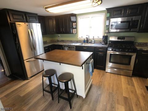 137 Main St, Hampton, NJ 08827 photo 2