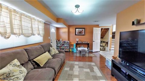 815 Mitchell Ave, Union, NJ 07083 photo 4
