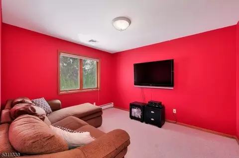 20 Holmes Ln, Wayne, NJ 07470 photo 10