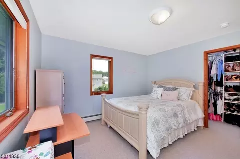 20 Holmes Ln, Wayne, NJ 07470 photo 9