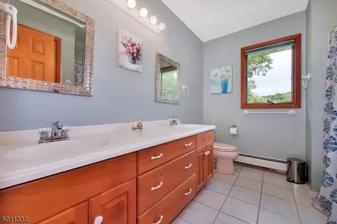 20 Holmes Ln, Wayne, NJ 07470 photo 13