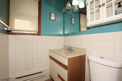 41 Ackerman Ave, Saddle Brook, NJ 07663 photo 9